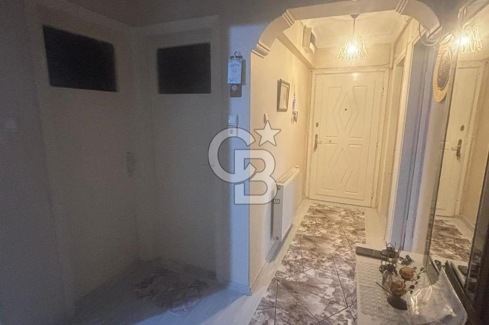 Demokrasi Üni. yakınında deniz manzaralı satılık 3+1 bakımlı daire