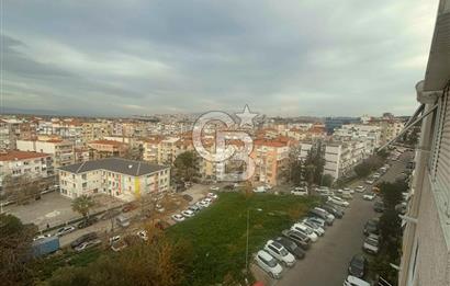 Demokrasi Üni. yakınında deniz manzaralı satılık 3+1 bakımlı daire