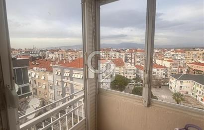 Demokrasi Üni. yakınında deniz manzaralı satılık 3+1 bakımlı daire