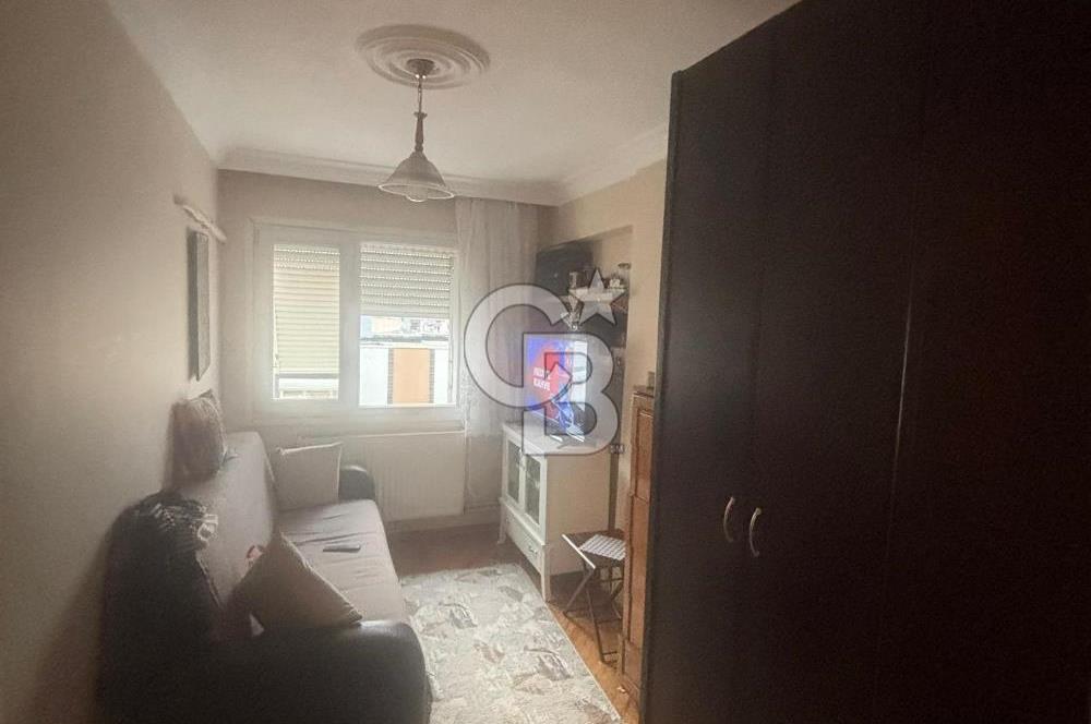 Demokrasi Üni. yakınında deniz manzaralı satılık 3+1 bakımlı daire