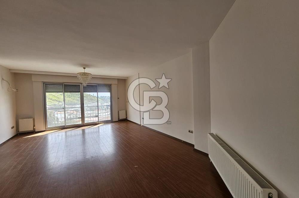 Trio Evleri Sitesi'nde Ferah 3+1 Satılık Daire