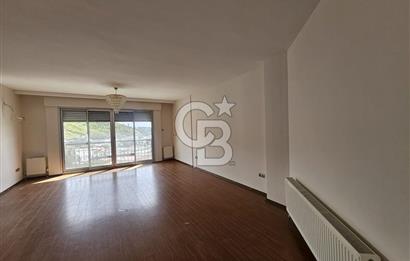 Trio Evleri Sitesi'nde Ferah 3+1 Satılık Daire