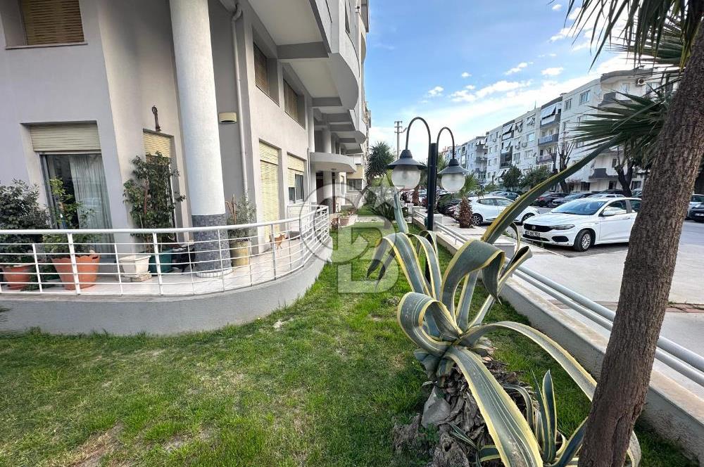 Karşıyaka Girne Bulvarı Yakını Köşe Konumlu 3+1 Satılık Daire