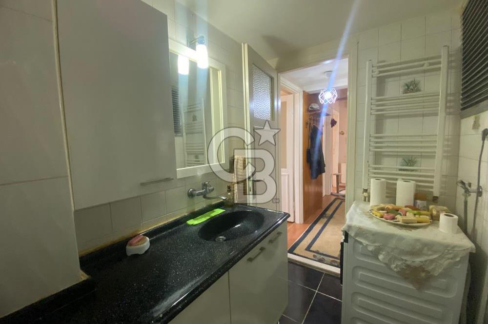 KARŞIYAKA DEDEBAŞI GONCALAR CAMİ SOKAĞINDA MERKEZİ 3+1 SATILIK DAİRE 