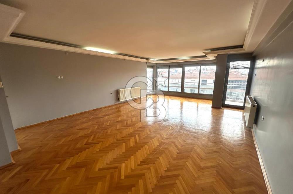 Karşıyaka Girne Bulvarı Yakını Köşe Konumlu 3+1 Satılık Daire