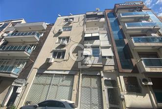KARŞIYAKA DEDEBAŞI GONCALAR CAMİ SOKAĞINDA MERKEZİ 3+1 SATILIK DAİRE  - 3 - 345046