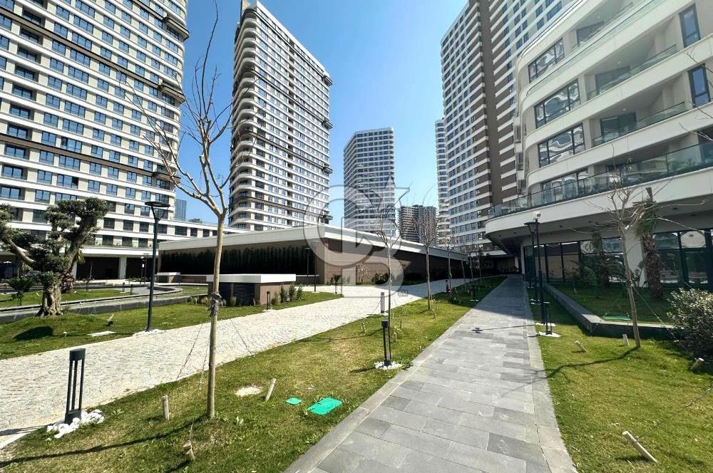 Evora İzmir`de Deniz ve Peyzaj Manzaralı 2+1 Kiralık Daire
