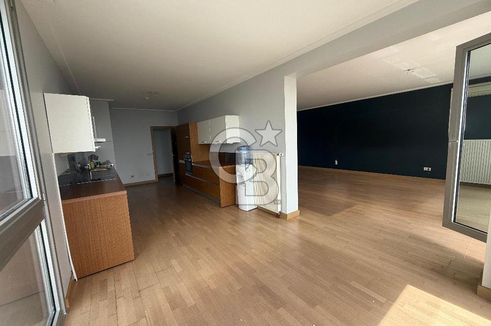 PARK ORANDA ORMAN VE GÖL MANZARALI KİRALIK 4+1 DAİRE