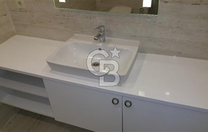 Kadıköy Kentplus'da Metrobüse Yakın 1+1 Kiralık Bahçe Daire/Ofis