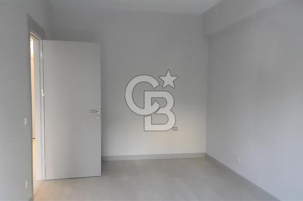 Kadıköy Kentplus'da Metrobüse Yakın 1+1 Kiralık Bahçe Daire/Ofis