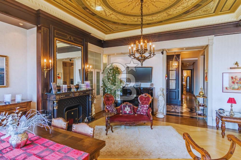 ARNAVUTKÖY'DE KİRALIK YOL YALISI