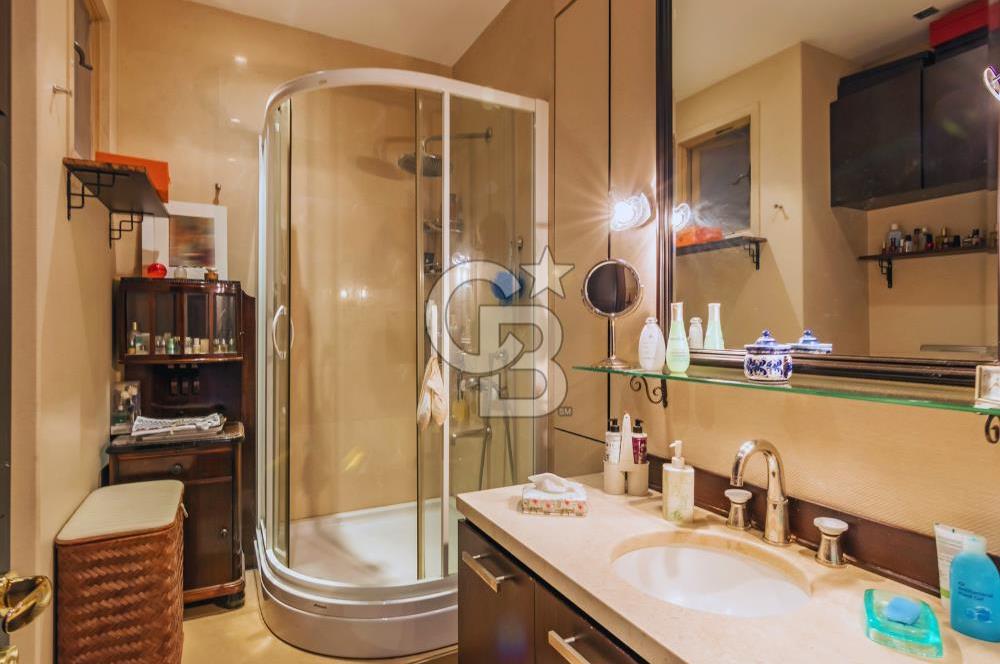 ARNAVUTKÖY'DE KİRALIK YOL YALISI