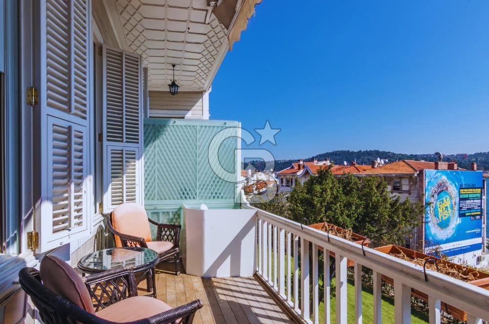 ARNAVUTKÖY'DE KİRALIK YOL YALISI