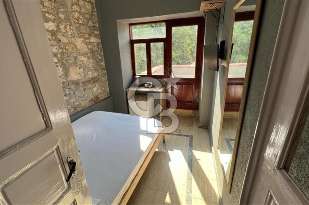 Ayvalık Macaron'un Kalbinde 4 odalı Kiralık Butik Otel!!!