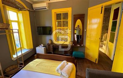 Ayvalık Macaron'un Kalbinde 4 odalı Kiralık Butik Otel!!!