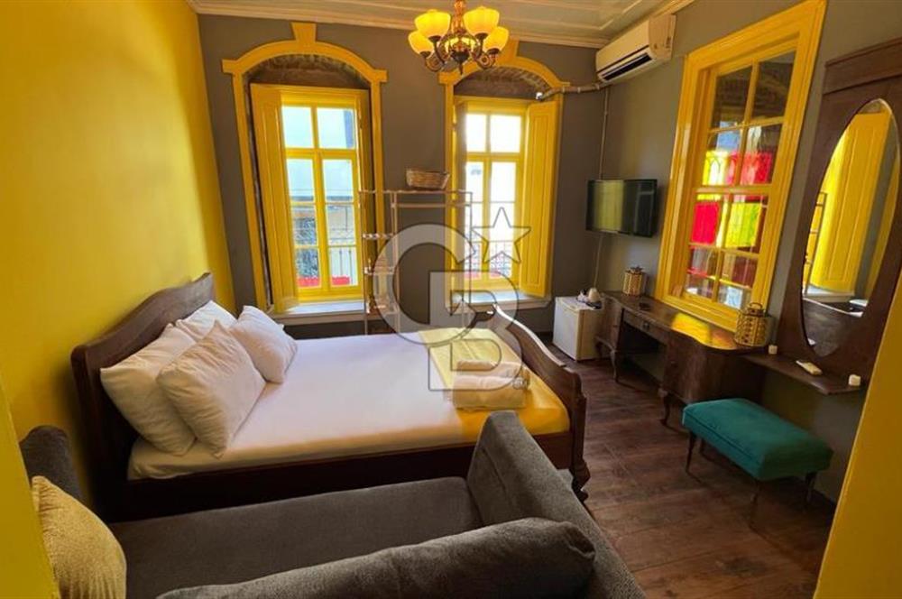 Ayvalık Macaron'un Kalbinde 4 odalı Kiralık Butik Otel!!!