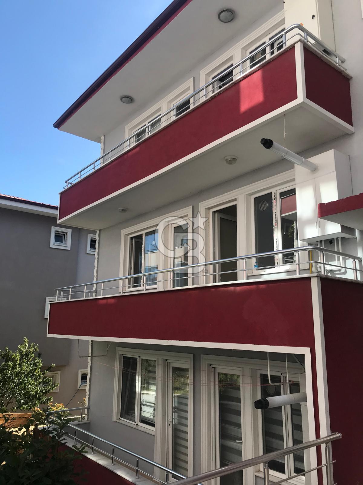 Serdivan Beşköprüde Ebeveyn Banyolu 3+1 Satılık Daire