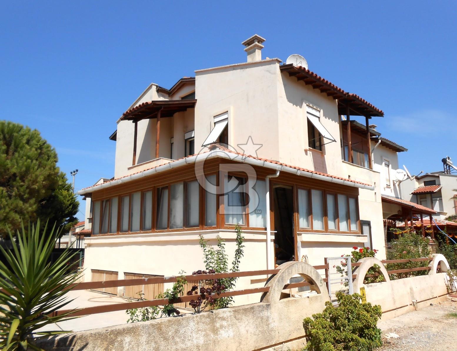 URLA KALABAK'TA DENİZE 35 METRE MESAFEDE SATILIK 3+1 DUBLEKS