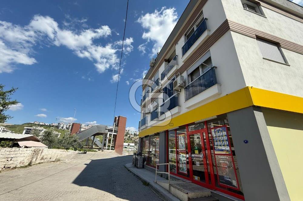 ÇİĞLİ BALATÇIK BARBEKÜLÜ TERAS 2+1 DUBLEKS KİRALIK DAİRE