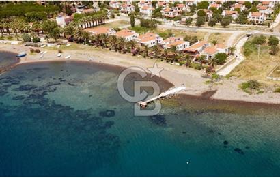 ÇANDARLI EYKO SİTESİ'NDE TADİLATLI DUBLEKS VİLLA