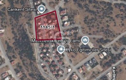 ÇANDARLI EYKO SİTESİ'NDE TADİLATLI DUBLEKS VİLLA