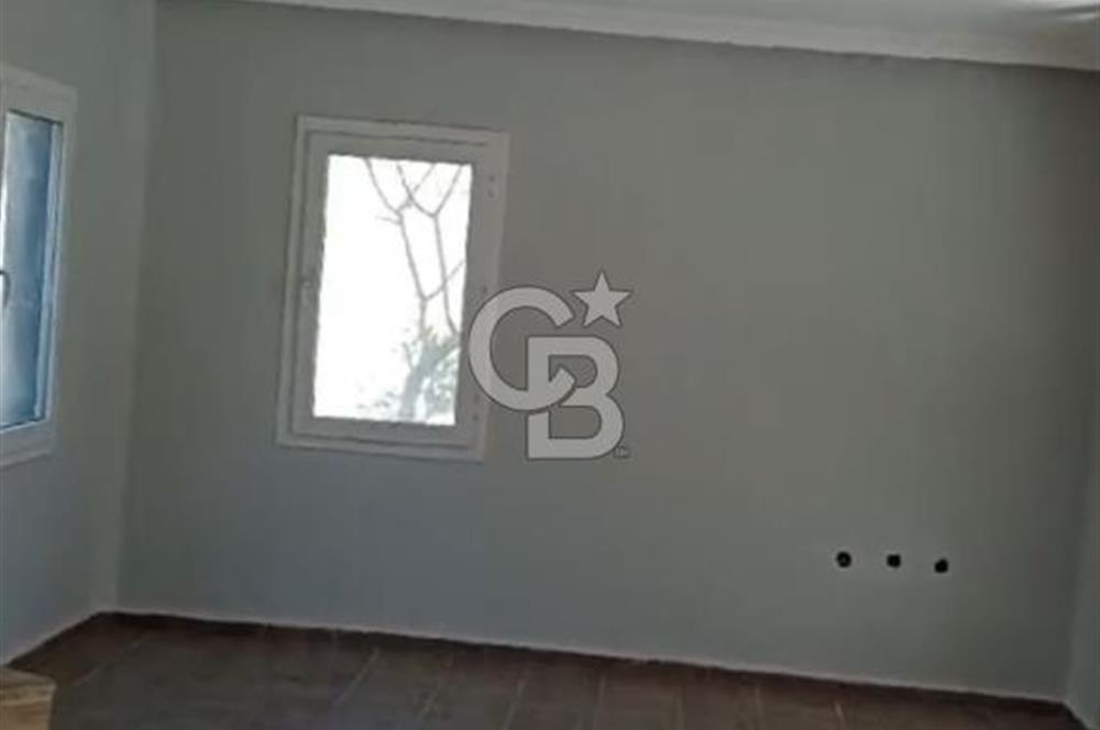 ÇANDARLI EYKO SİTESİ'NDE TADİLATLI DUBLEKS VİLLA