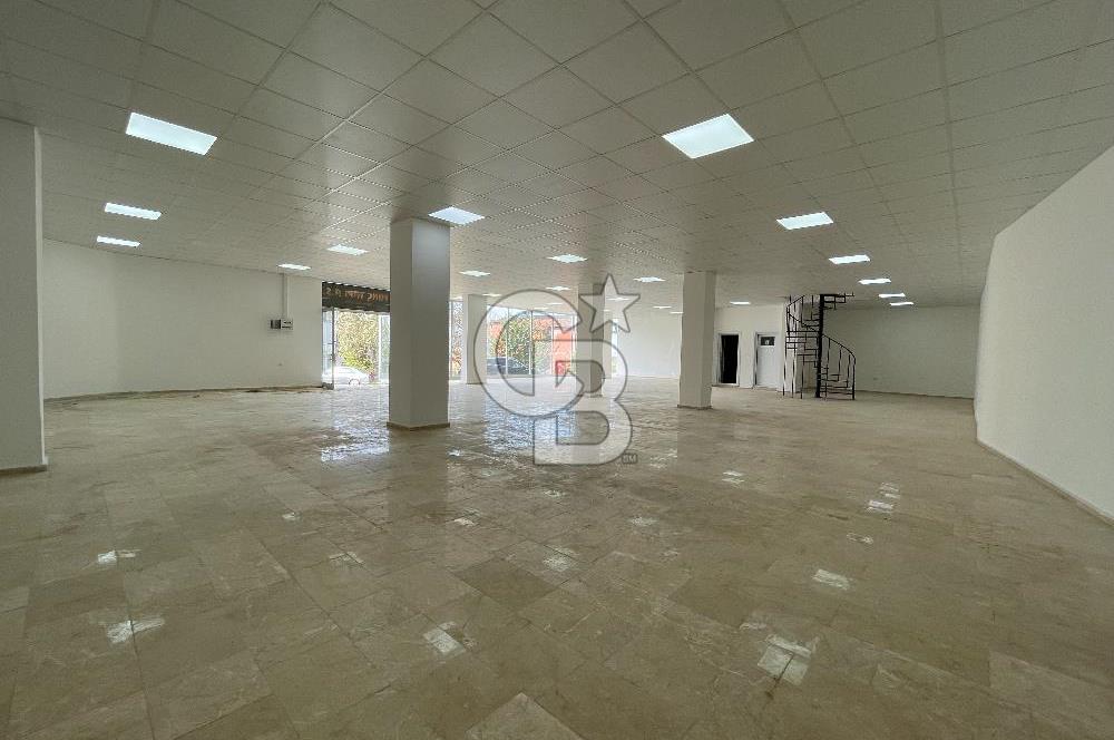 BAŞİSKELE BARBAROS MAH. 650 m² KİRALIK DÜKKAN ( VİTRİN + DEPO )