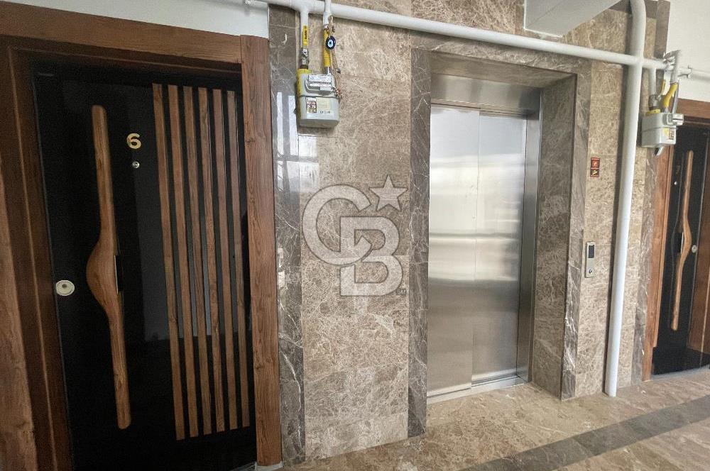 BAŞİSKELE ORKA LİFE 2 SİTESİNDE ARA KAT SATILIK 2+1 DAİRE