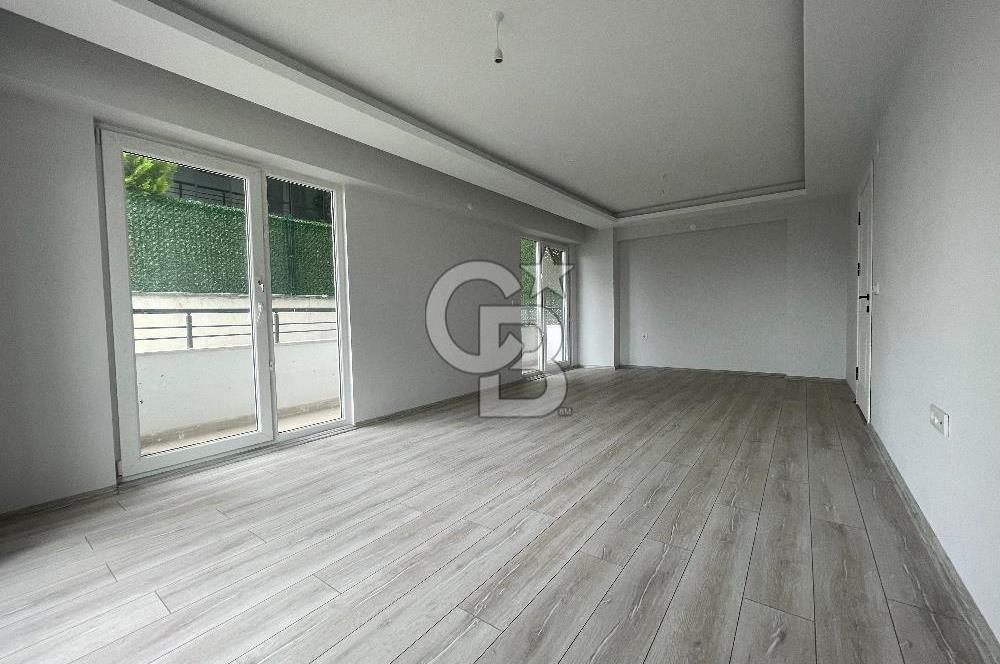 YEŞİLYURT'TA MERKEZİ KONUMDA SATILIK 3+1 BAHÇE DUBLEKS