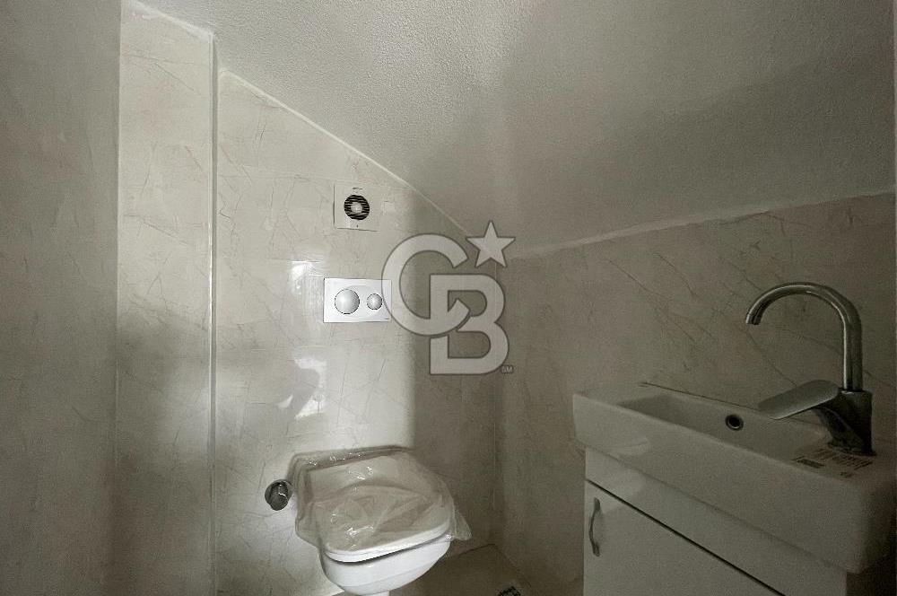 YEŞİLYURT'TA MERKEZİ KONUMDA SATILIK 3+1 BAHÇE DUBLEKS