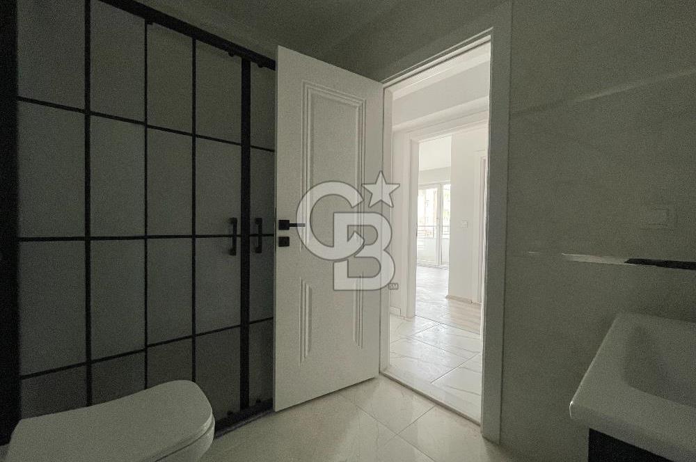 YEŞİLYURT'TA MERKEZİ KONUMDA SATILIK 3+1 BAHÇE DUBLEKS