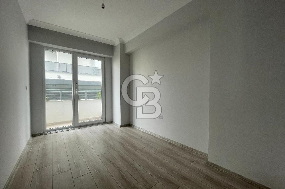 YEŞİLYURT'TA MERKEZİ KONUMDA SATILIK 3+1 BAHÇE DUBLEKS