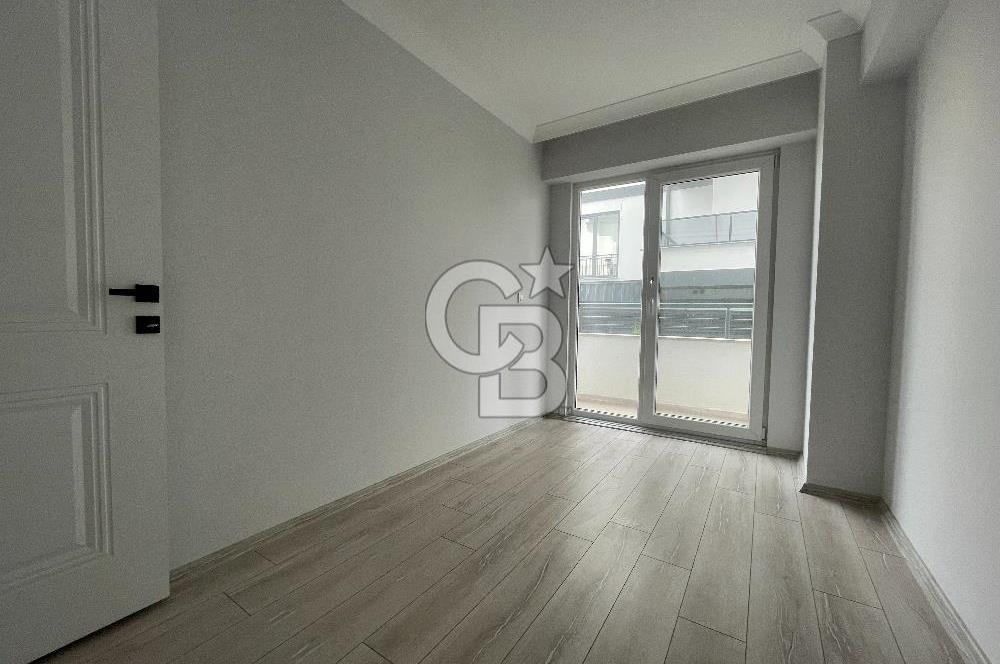 YEŞİLYURT'TA MERKEZİ KONUMDA SATILIK 3+1 BAHÇE DUBLEKS