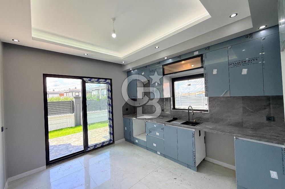 CB AKADEMİ KARTEPE SARIMEŞE BUTİK SİTE SATILIK 4+1 SIFIR VİLLA