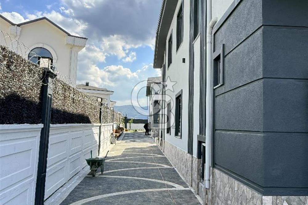CB AKADEMİ KARTEPE SARIMEŞE BUTİK SİTE SATILIK 4+1 SIFIR VİLLA