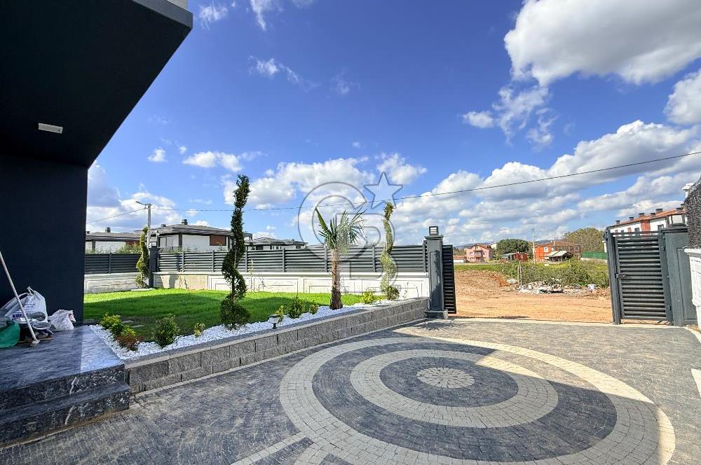 CB AKADEMİ KARTEPE SARIMEŞE BUTİK SİTE SATILIK 4+1 SIFIR VİLLA