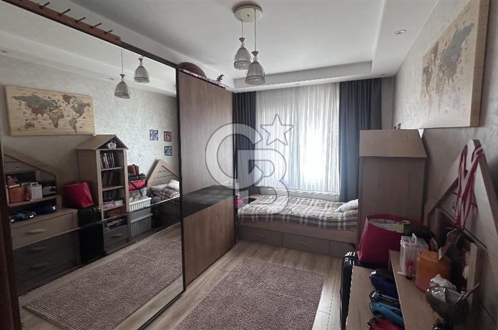 BÜYÜKÇEKMECE FATİH MAHALLESİNDE HAVUZLU SİTEDE 3+1 KİRALIK DAİRE