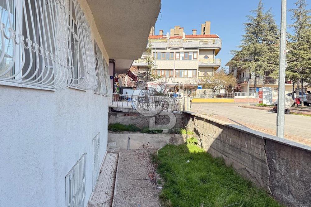 SUBAYEVLERİNDE KIŞ SOKAK'TA PARK MANZARALI 3+1 SATILIK DAİRE