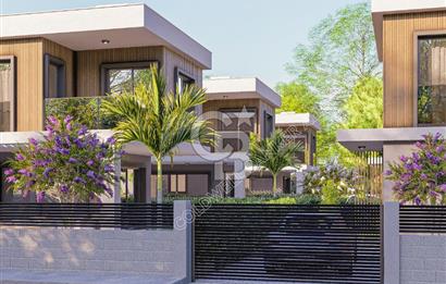 Kuşadası Güzelçamlıda Havuzlu Sitede Satılık 3+1 Villa