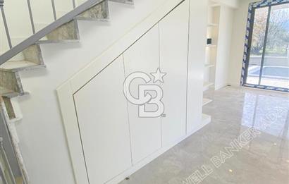 Kuşadası Güzelçamlıda Havuzlu Sitede Satılık 3+1 Villa