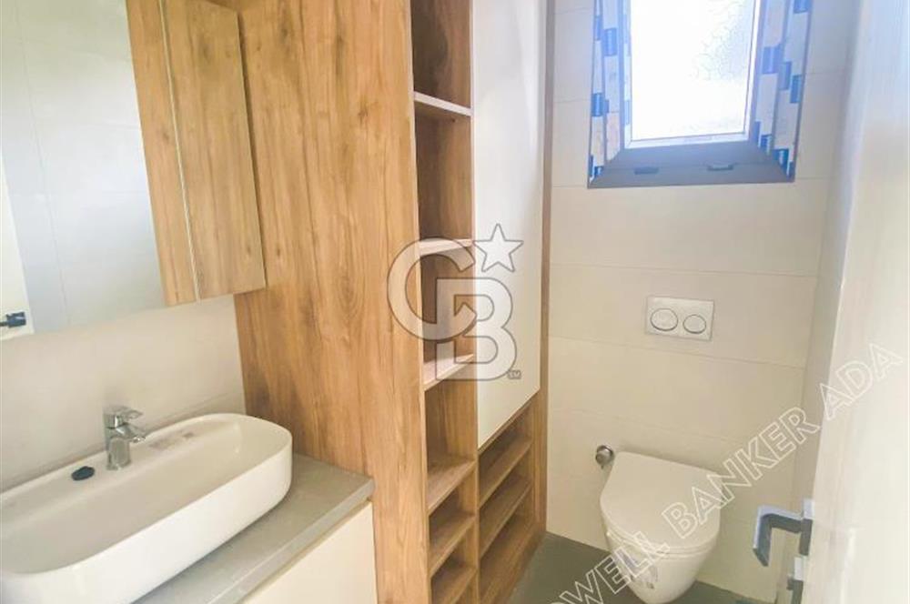 Kuşadası Güzelçamlıda Havuzlu Sitede Satılık 3+1 Villa