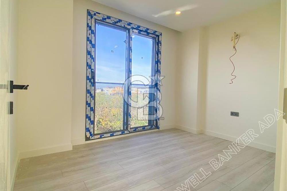 Kuşadası Güzelçamlıda Havuzlu Sitede Satılık 3+1 Villa