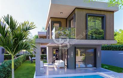 Kuşadası Güzelçamlıda Havuzlu Sitede Satılık 3+1 Villa