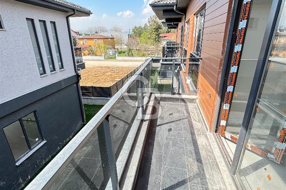 BAŞİSKELE SAHİLDE HARİKA LOKASYONDA SATILIK 3+1 LÜKS VİLLA