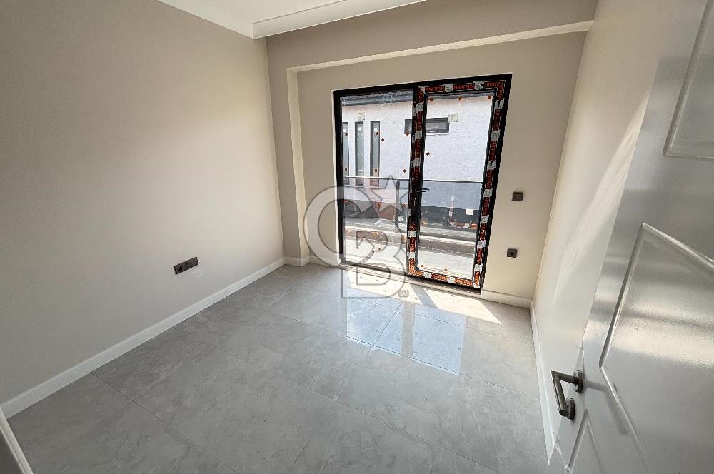 BAŞİSKELE SAHİLDE HARİKA LOKASYONDA SATILIK 3+1 LÜKS VİLLA