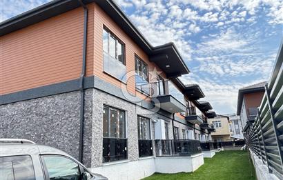 BAŞİSKELE SAHİLDE HARİKA KONUMDA KİRALIK 3+1 LÜKS VİLLA