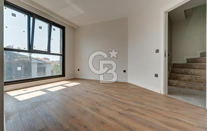 Maltepe Feyzullah'ta Mininbüs Cad. Kiralık 4+1 Dubleks Daire