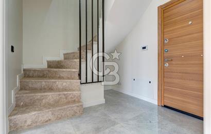 Maltepe Feyzullah'ta Mininbüs Cad. Kiralık 4+1 Dubleks Daire