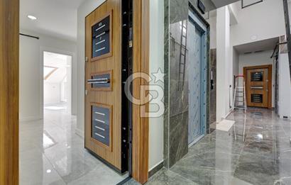 Maltepe Feyzullah'ta Mininbüs Cad. Kiralık 4+1 Dubleks Daire