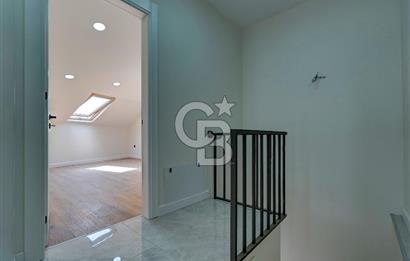 Maltepe Feyzullah'ta Mininbüs Cad. Kiralık 4+1 Dubleks Daire